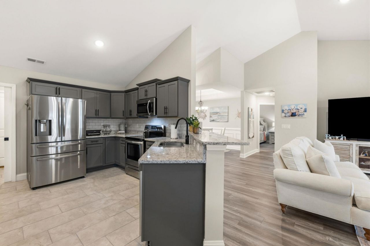 625 Tarrent St. Photo 19