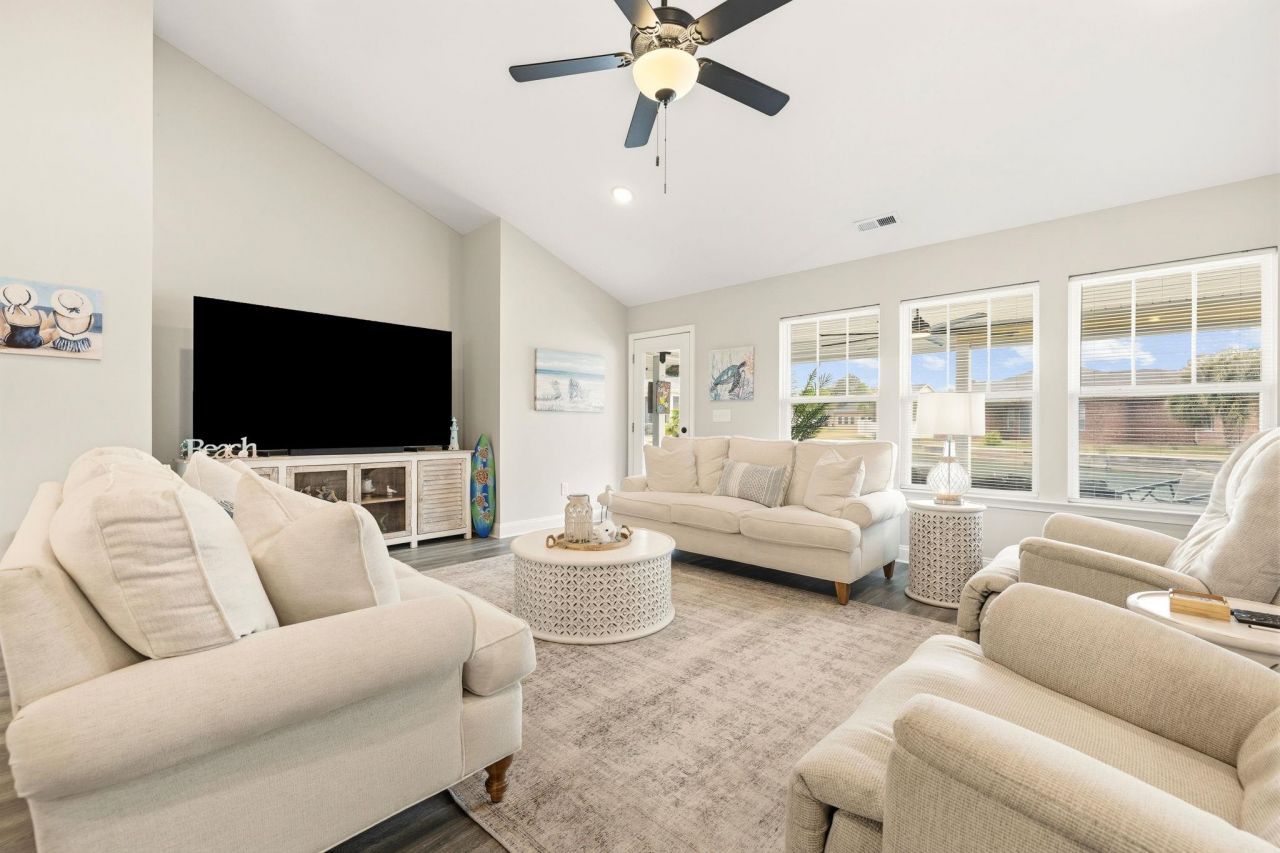 625 Tarrent St. Photo 25