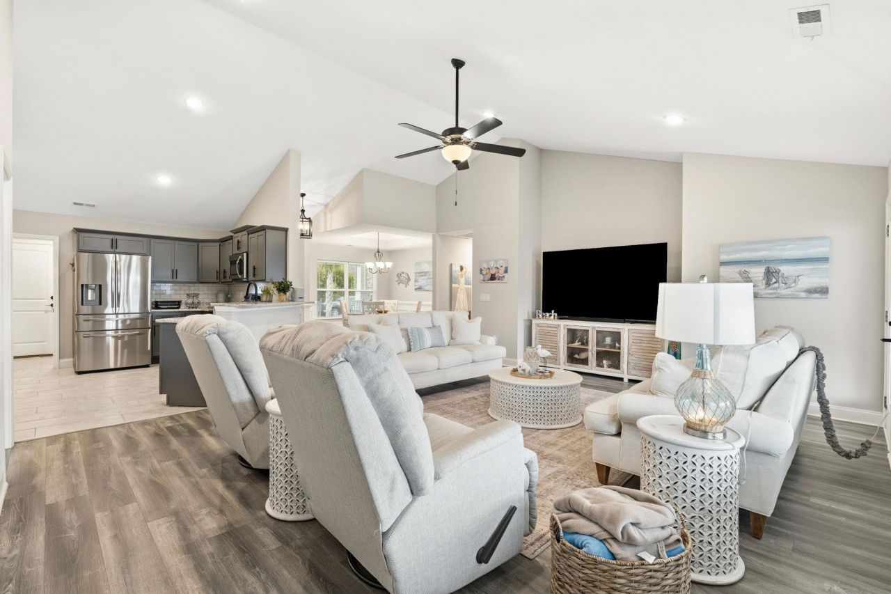 625 Tarrent St. Photo 30