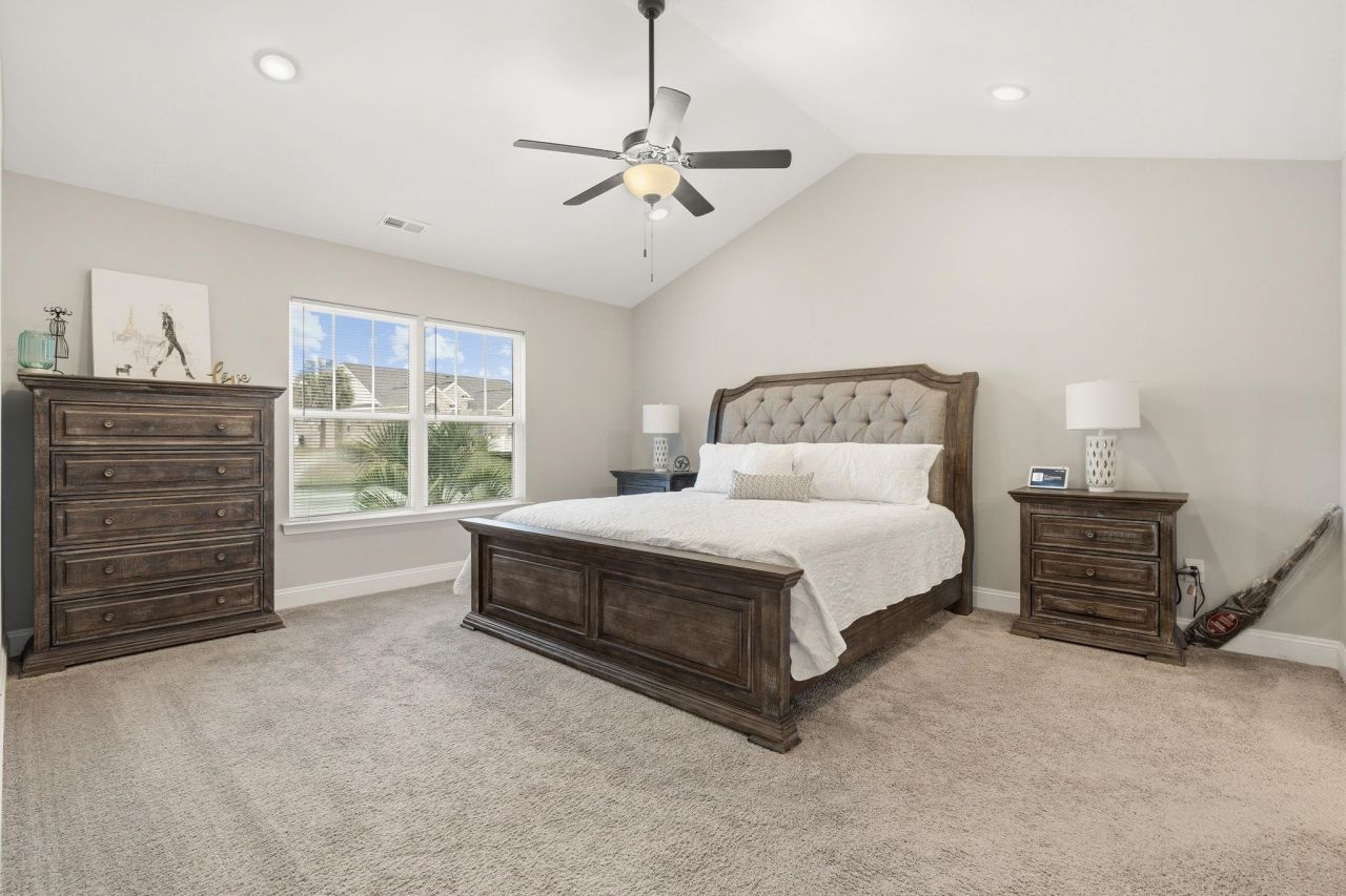 625 Tarrent St. Photo 32