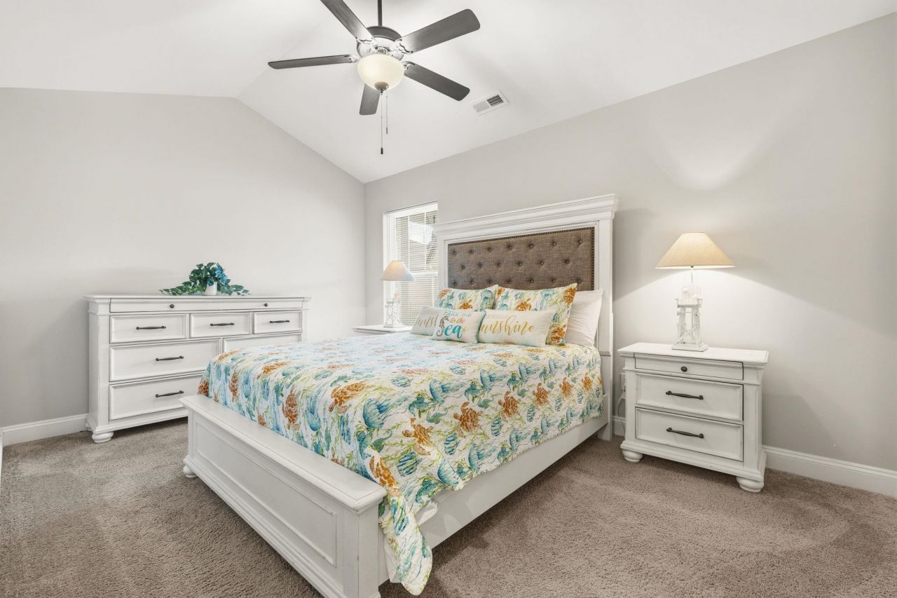 625 Tarrent St. Photo 39