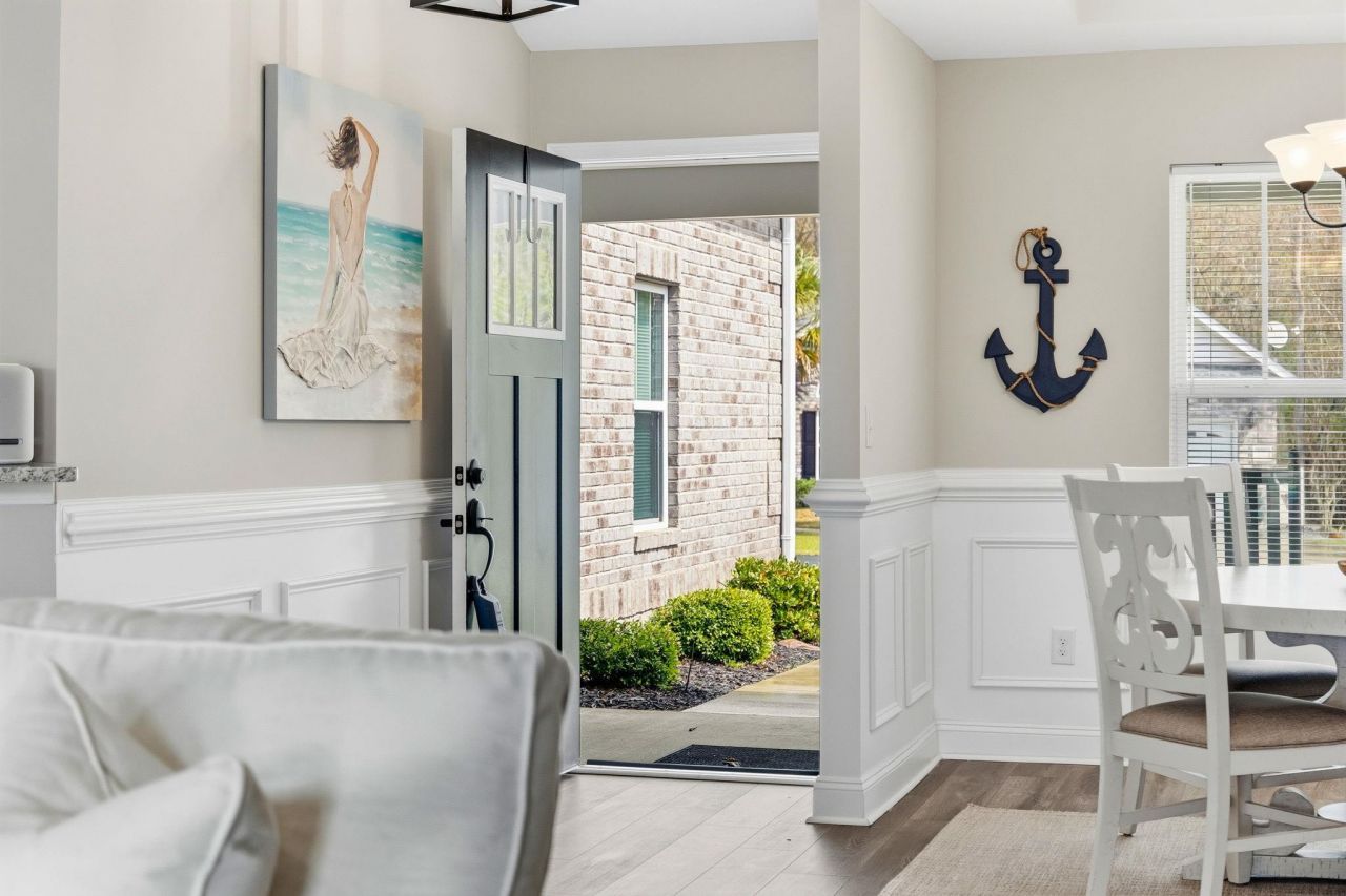 625 Tarrent St. Photo 5