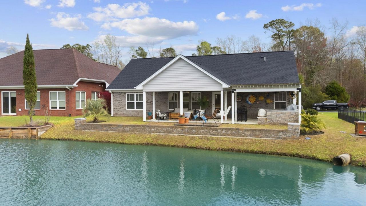 625 Tarrent St. Photo 70