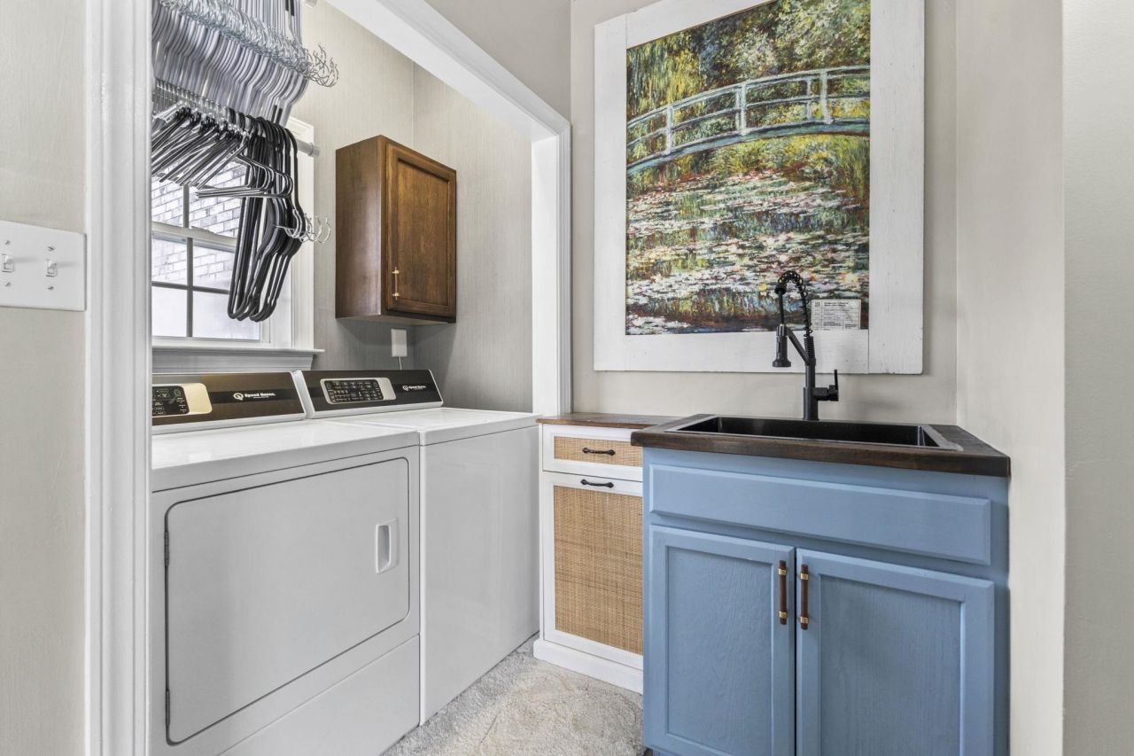 6125 R C Sarvis Ln. Photo 20