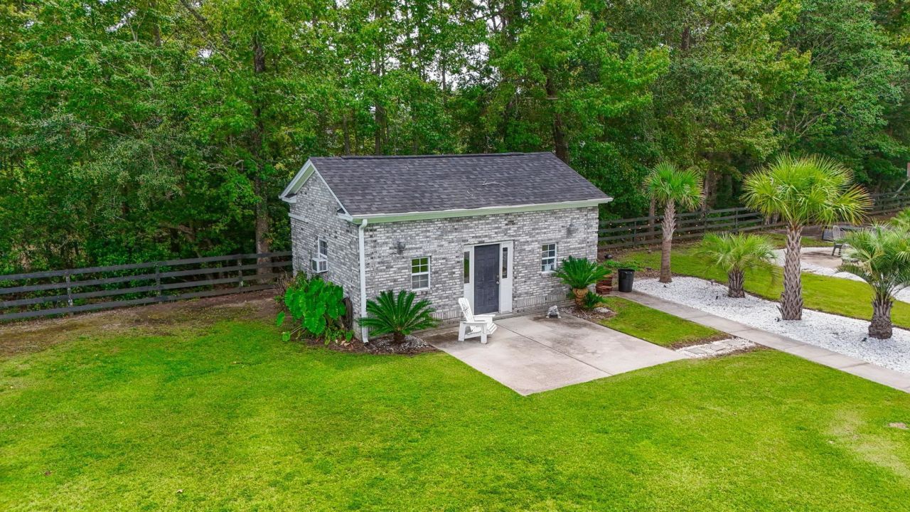 6125 R C Sarvis Ln. Photo 33