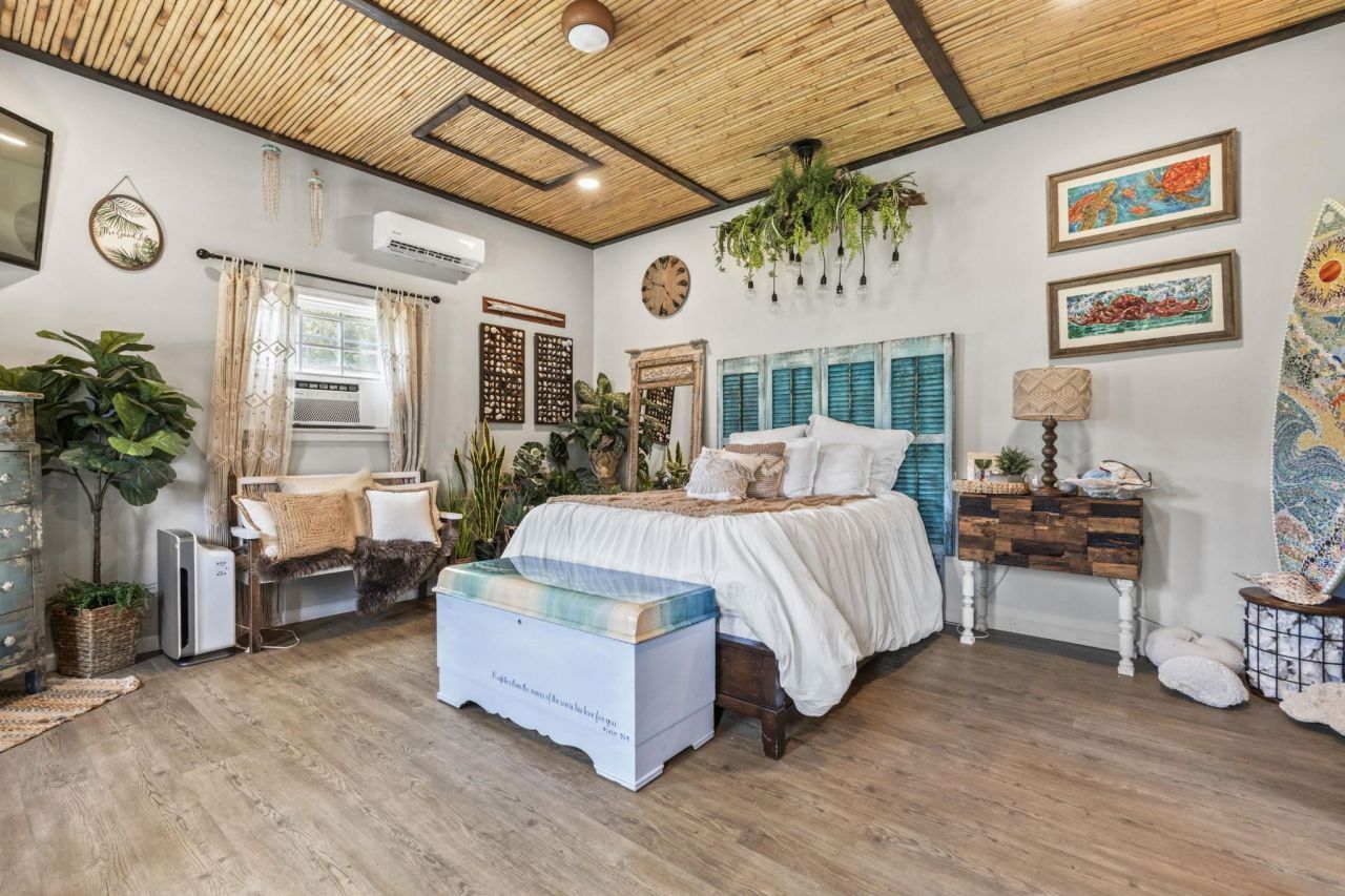 6125 R C Sarvis Ln. Photo 34