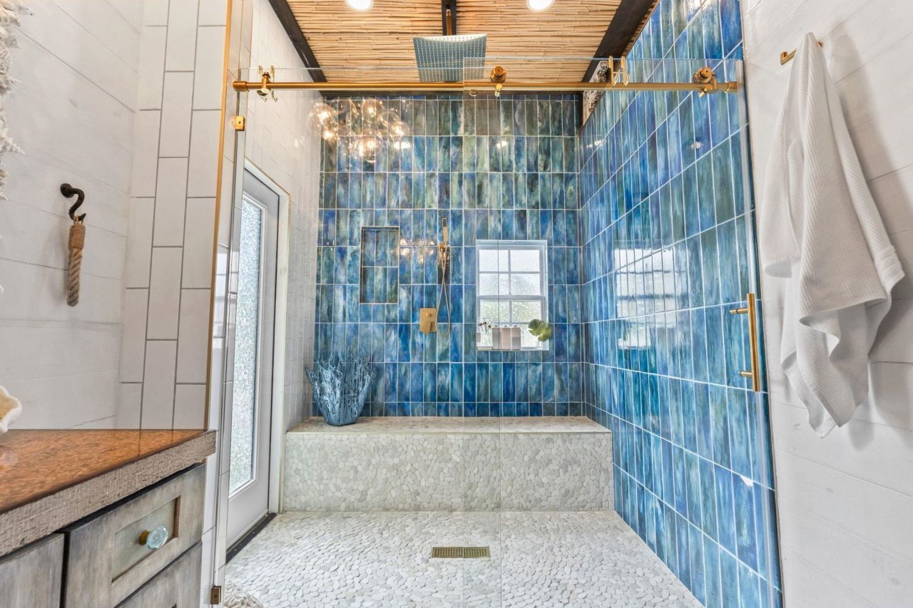 6125 R C Sarvis Ln. Photo 37