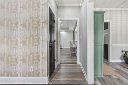 6125 R C Sarvis Ln. photo 4