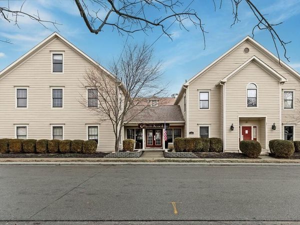 132 N High Street, Gahanna, OH 43230