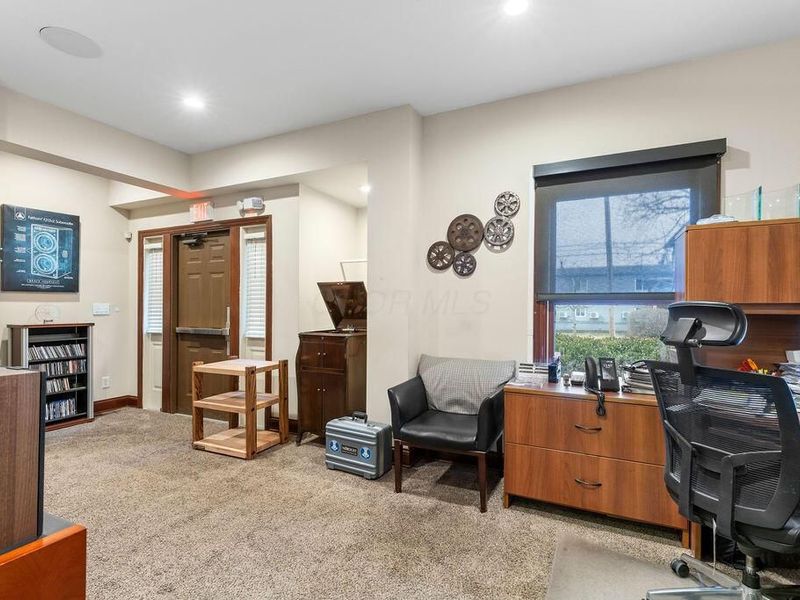 132 N High Street , Gahanna, OH 43230 Photo 17