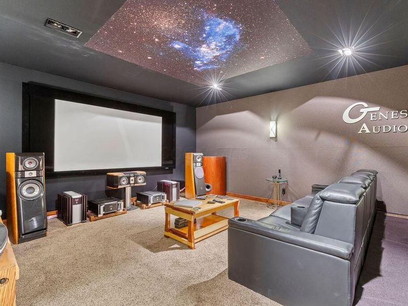 132 N High Street , Gahanna, OH 43230 Photo 19