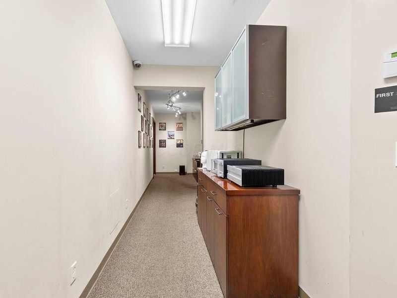 132 N High Street , Gahanna, OH 43230 Photo 23