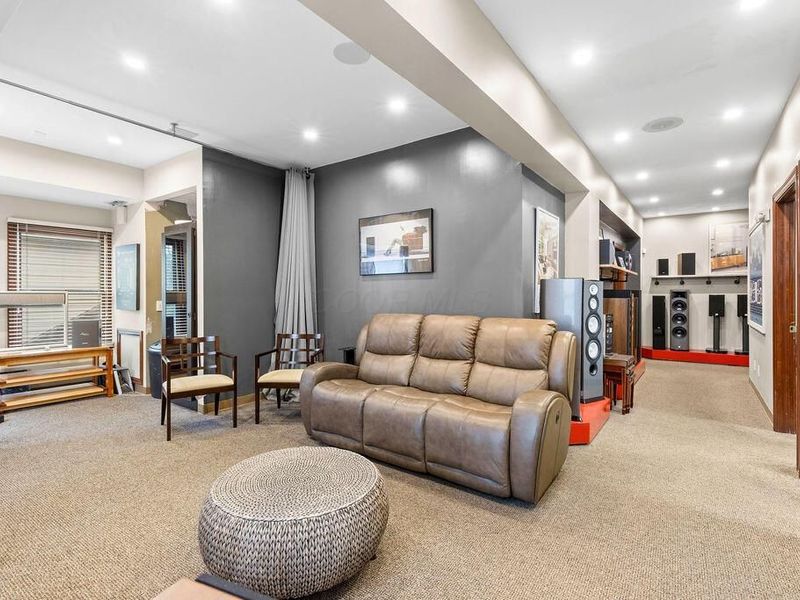 132 N High Street , Gahanna, OH 43230 Photo 33