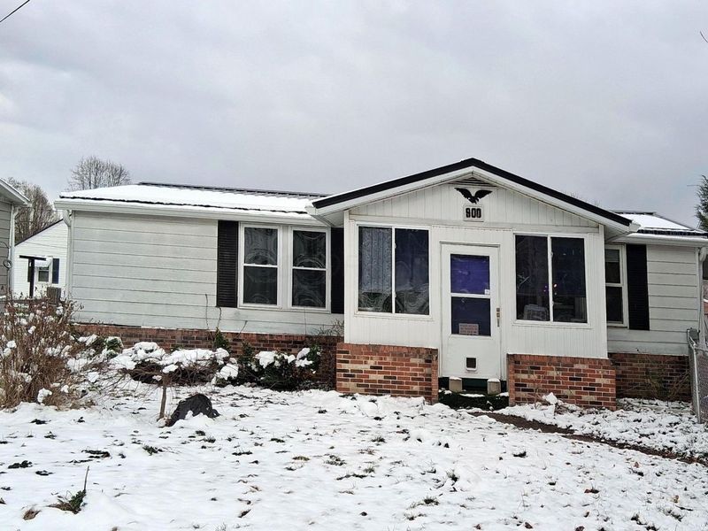 900 Broadway Street , Middleport, OH 45760 Photo 1