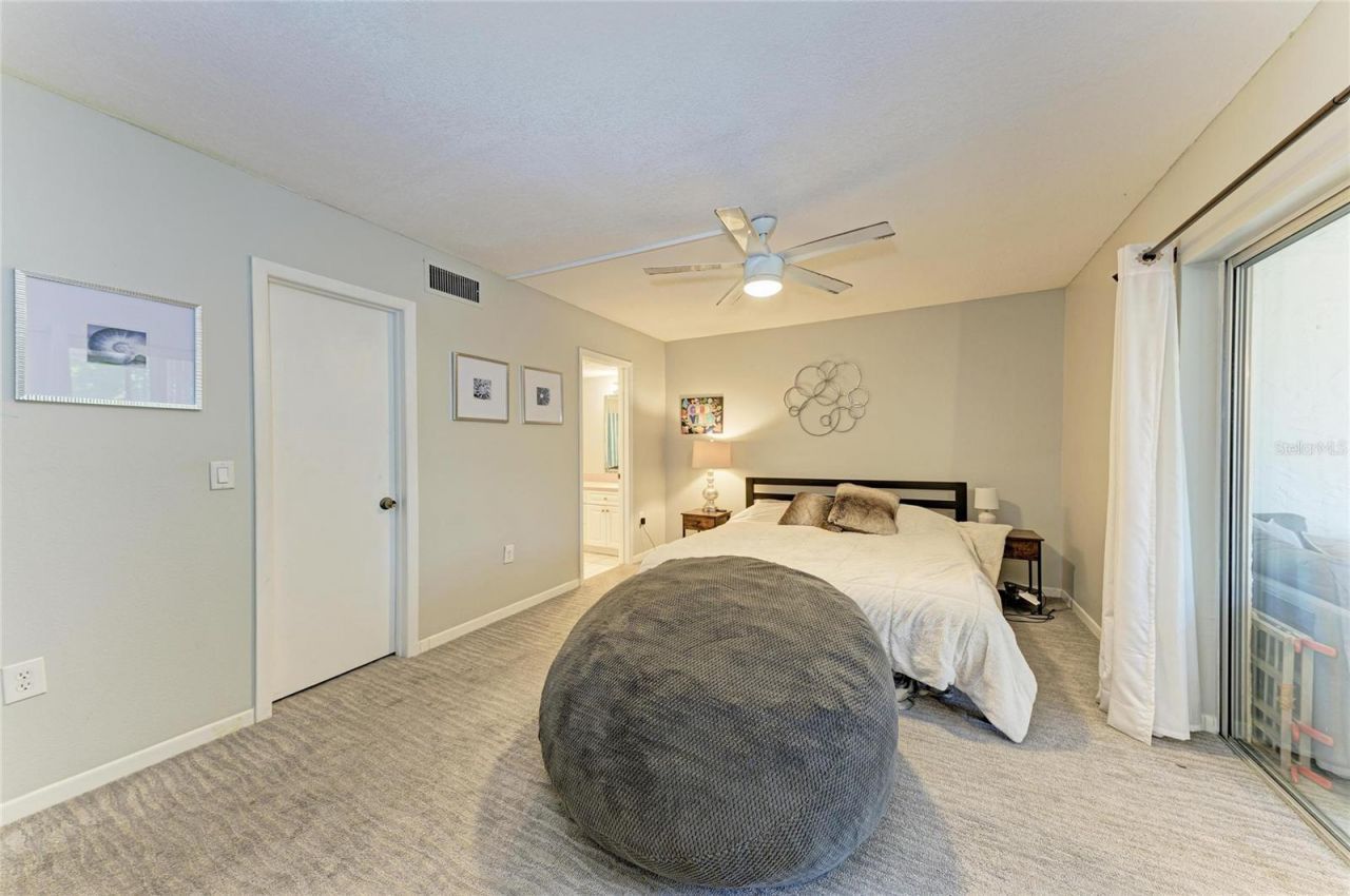 4920 38th Way S, Unit 210, Saint Petersburg, FL 33711 Photo