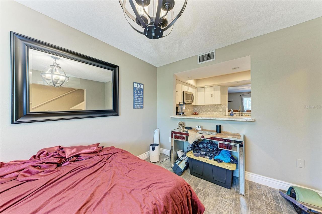 4920 38th Way S, Unit 210, Saint Petersburg, FL 33711 Photo