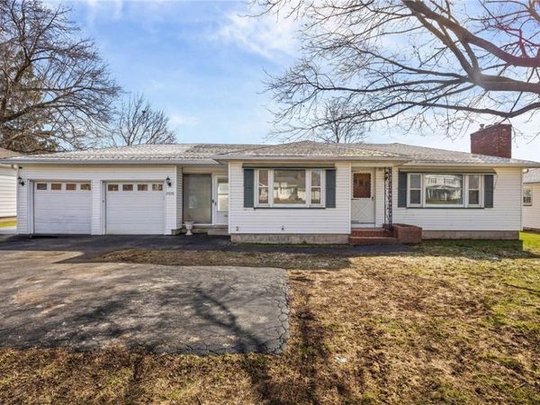 2820 Culver Road, Rochester, NY 14622