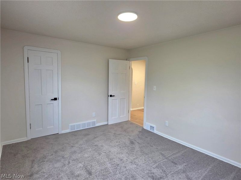 1324 Mapleview Drive, Seven Hills, OH 44131 Photo 11