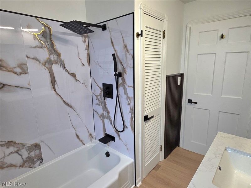 1324 Mapleview Drive, Seven Hills, OH 44131 Photo 16