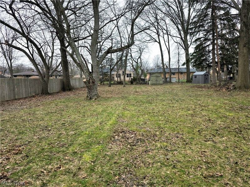 1324 Mapleview Drive, Seven Hills, OH 44131 Photo 22