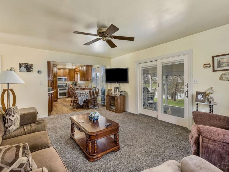 1118 Stuttgart Drive, Unit 2, Fayetteville, OH 45118 Photo 10