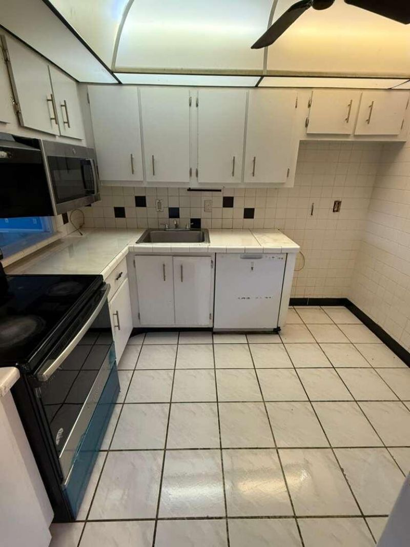 3160 Holiday Springs Boulevard, Unit 103-7, Margate, FL 33063 Photo