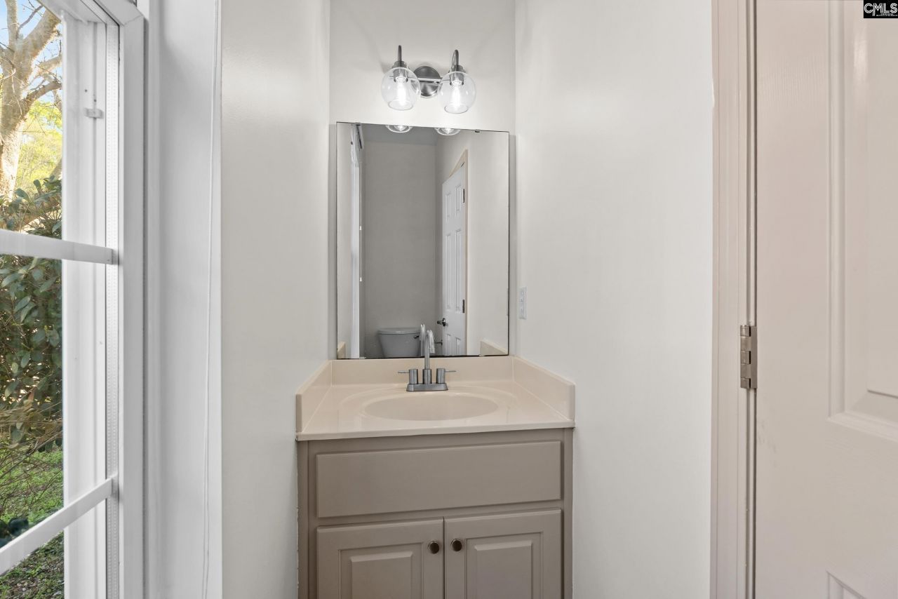 376 Northwood Street  Photo 16