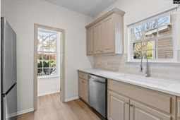 376 Northwood Street  photo 4