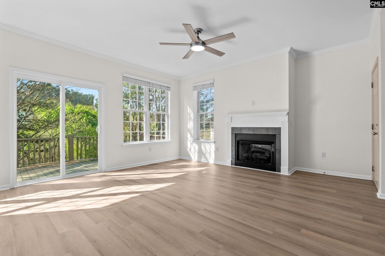 376 Northwood Street  Photo 4