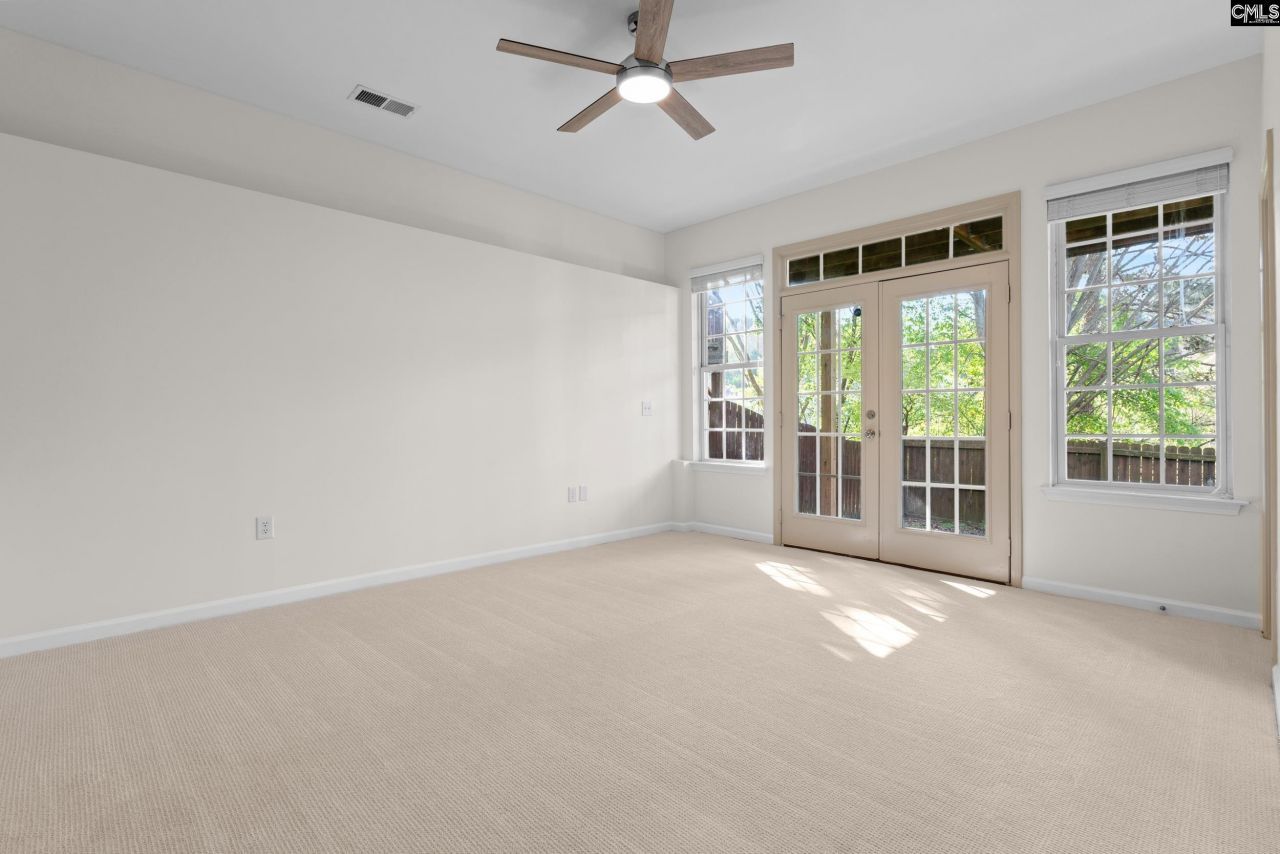 376 Northwood Street  Photo 8