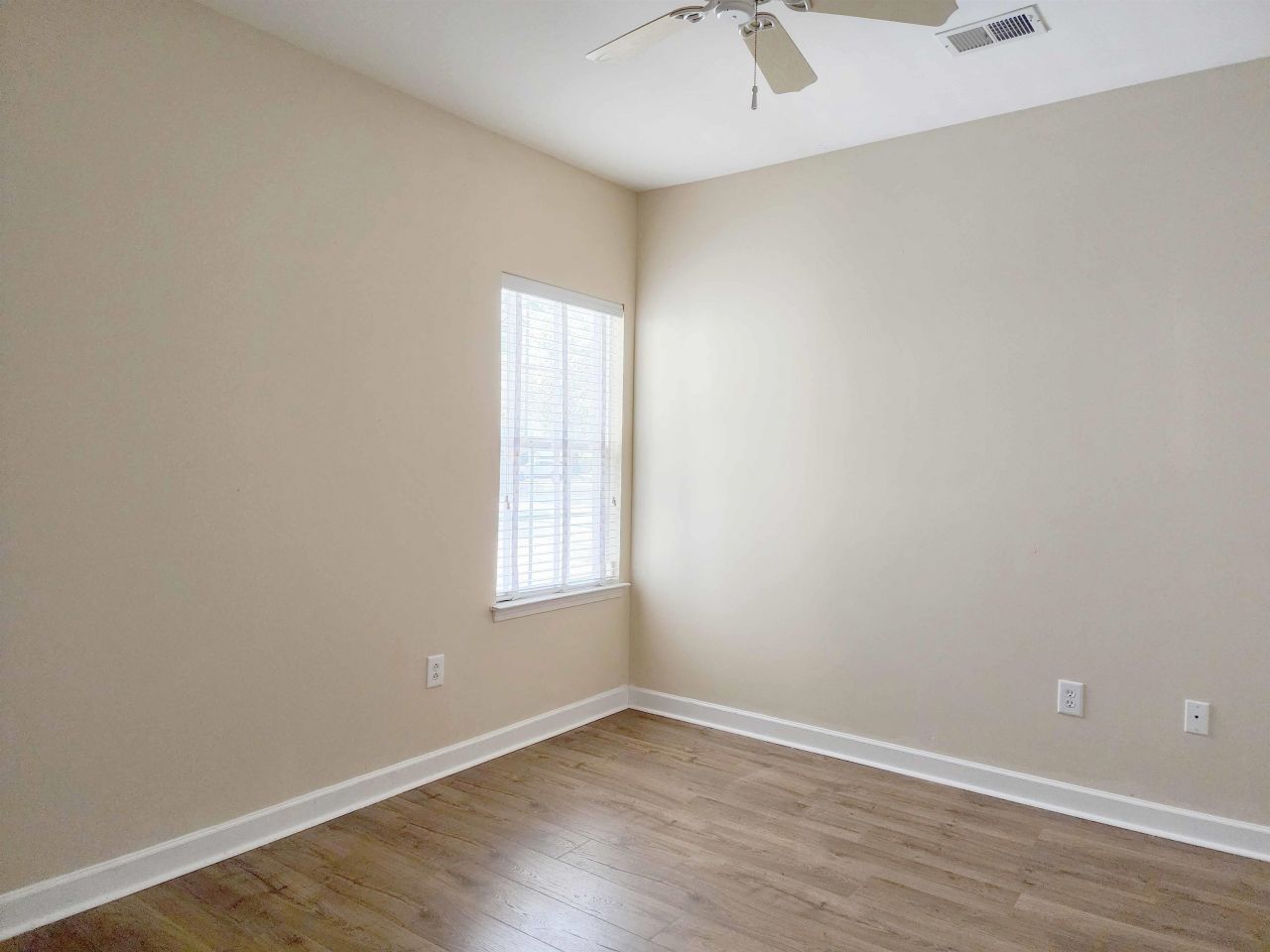 12-2 Rapture Ct. Photo 17