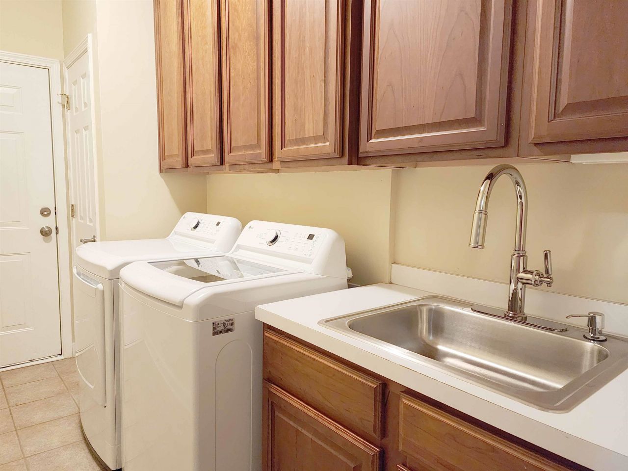 12-2 Rapture Ct. Photo 19