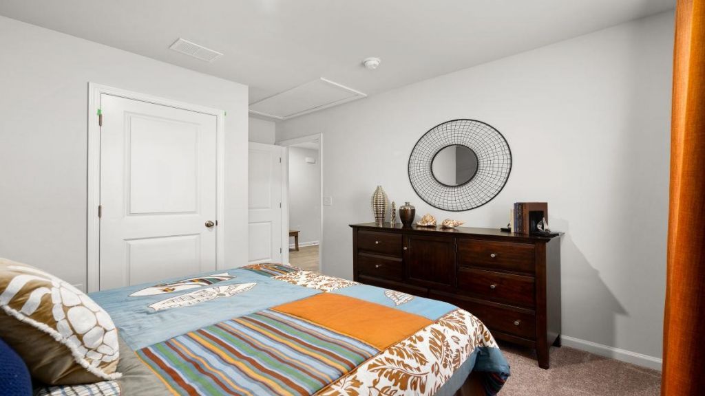 621 Strawberry Field Way  Photo 24