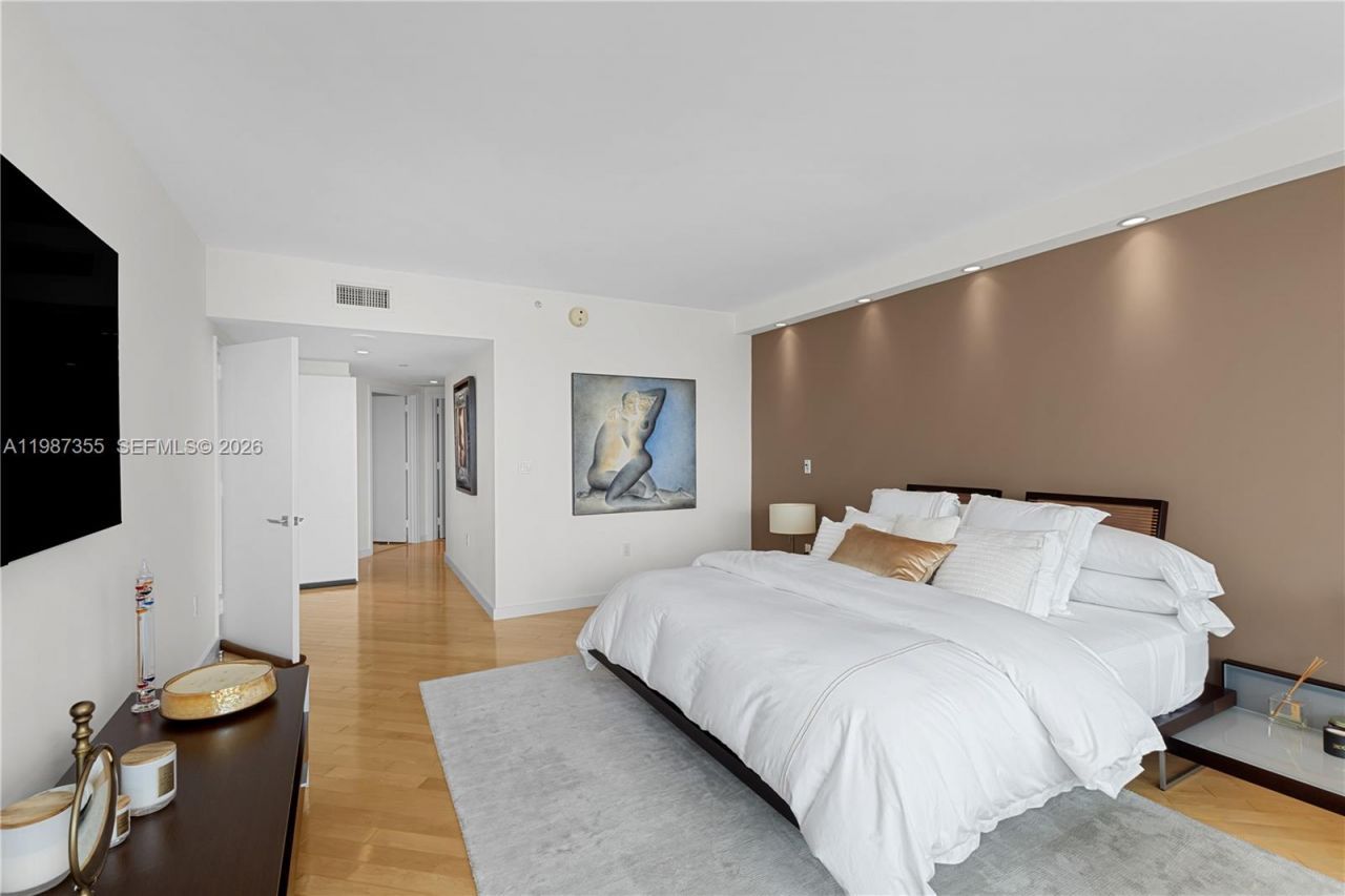 19955 NE 38th Ct , Unit 701, Aventura, FL 33180 Photo