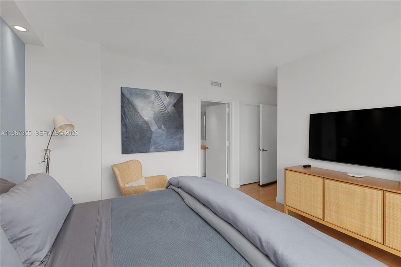 19955 NE 38th Ct , Unit 701, Aventura, FL 33180 Photo