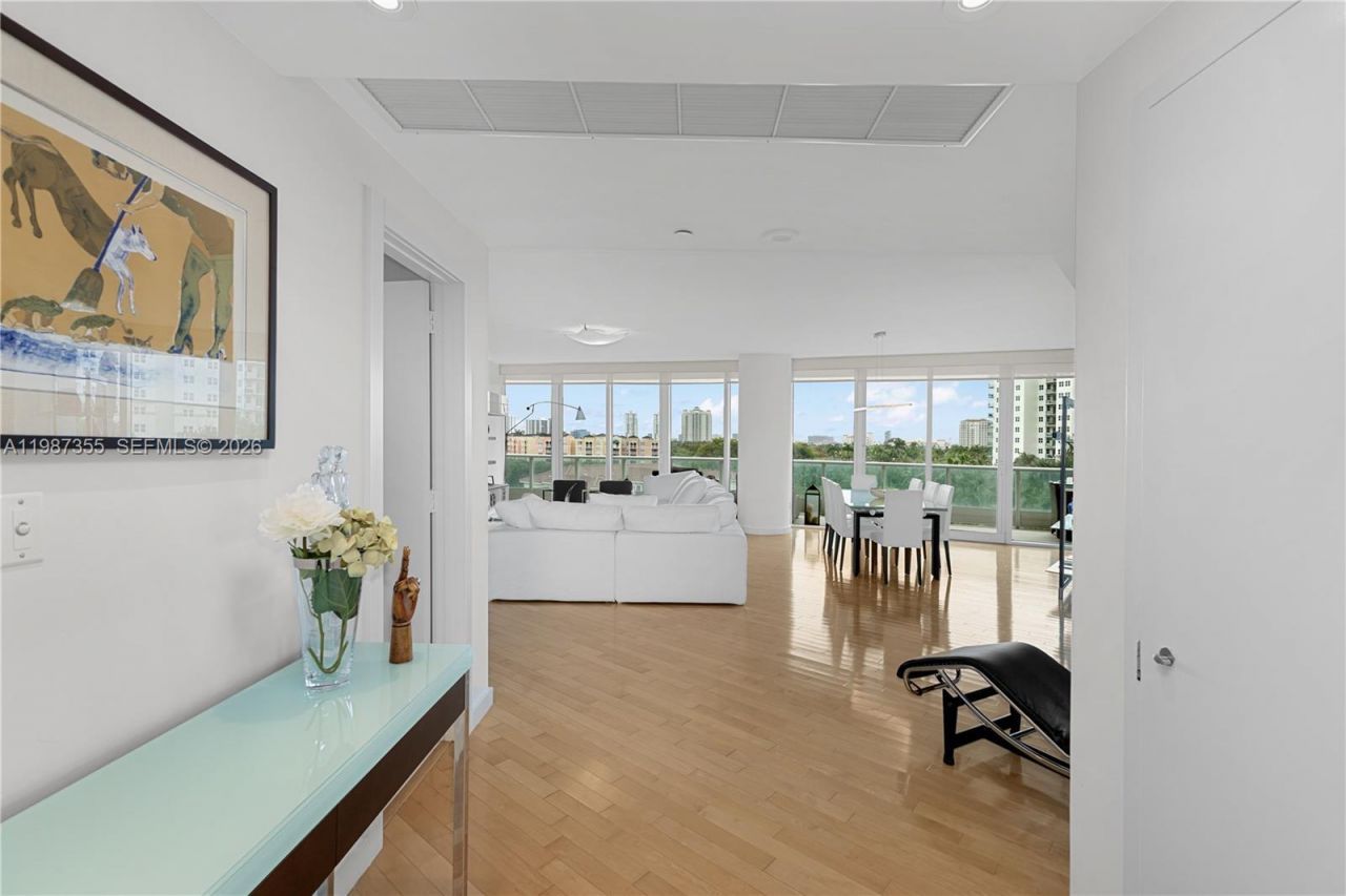 19955 NE 38th Ct , Unit 701, Aventura, FL 33180 Photo