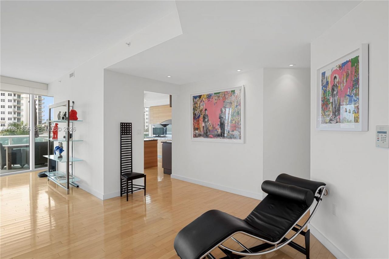 19955 NE 38th Ct , Unit 701, Aventura, FL 33180 Photo