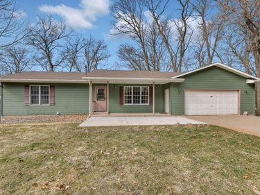 31325 Larkspur Lane, Avon, MN 56310