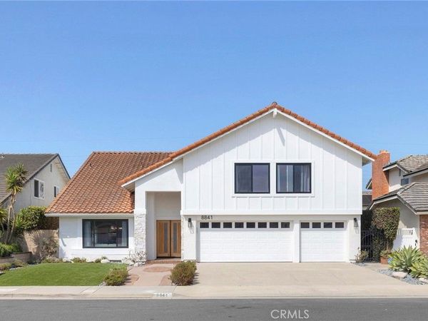 8841 Seaspray Drive, Huntington Beach, CA 92646