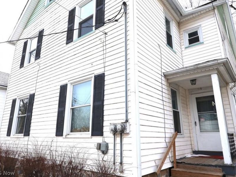 1113 W 9th Street, Lorain, OH 44052 Photo 3