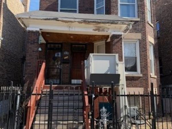 5925 S Rockwell Street, Chicago, IL 60629