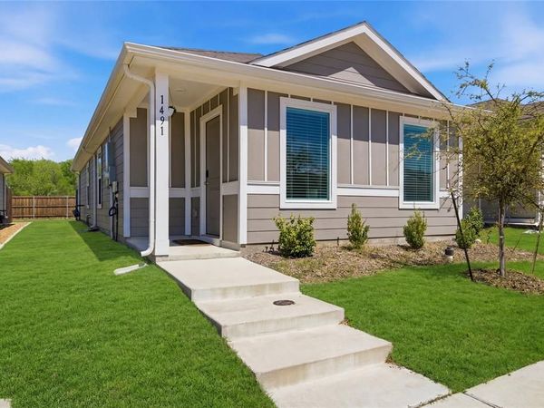 1491 Sterling Way , Ferris, TX 75125