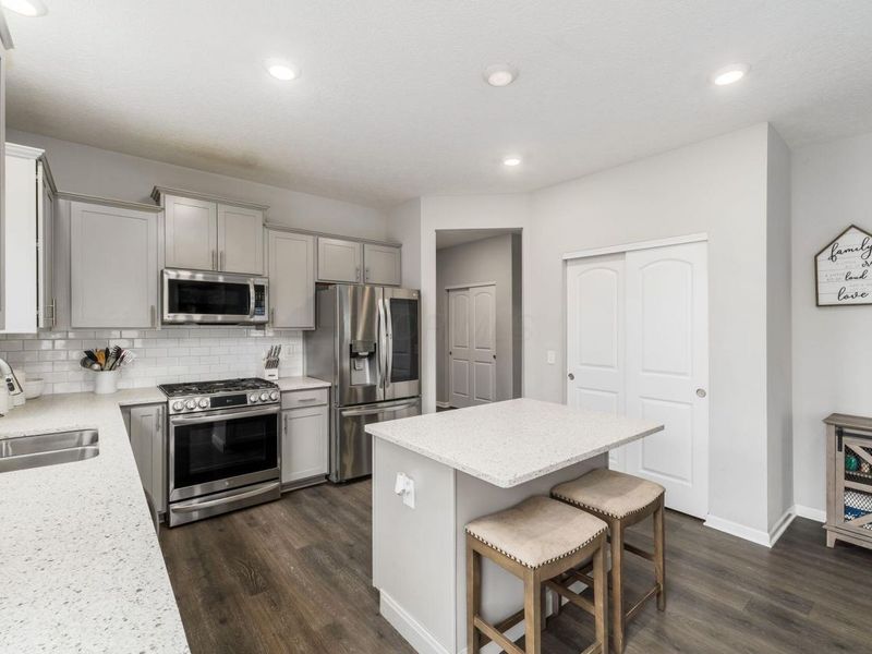 202 Deanscroft Drive, Pickerington, OH 43147 Photo 14