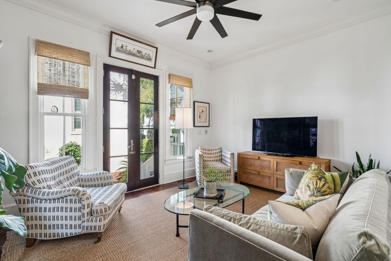 115 Civitas Street Photo 22