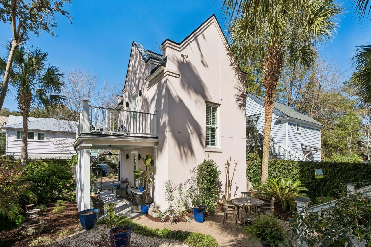 115 Civitas Street Photo 29