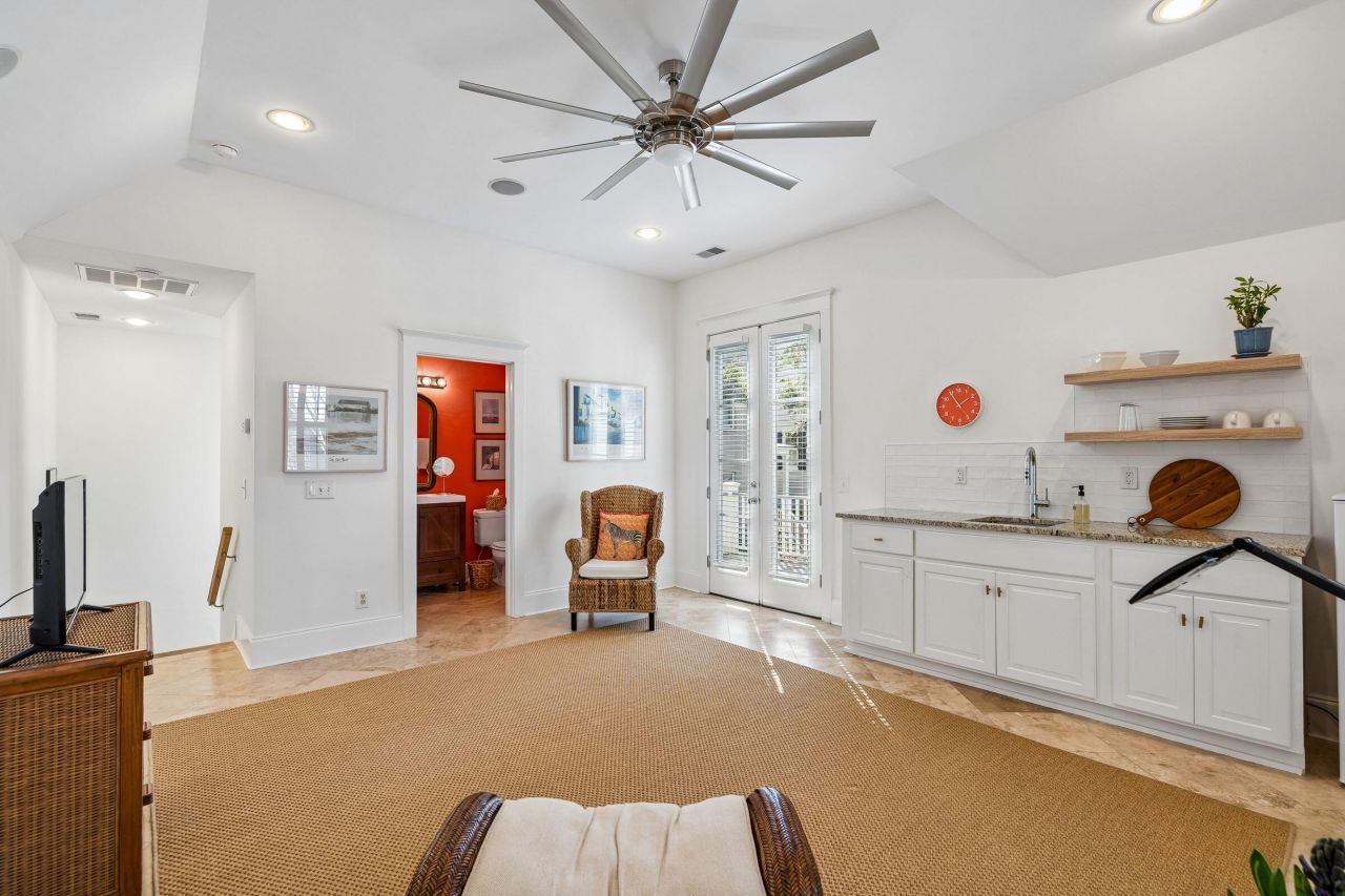 115 Civitas Street Photo 31