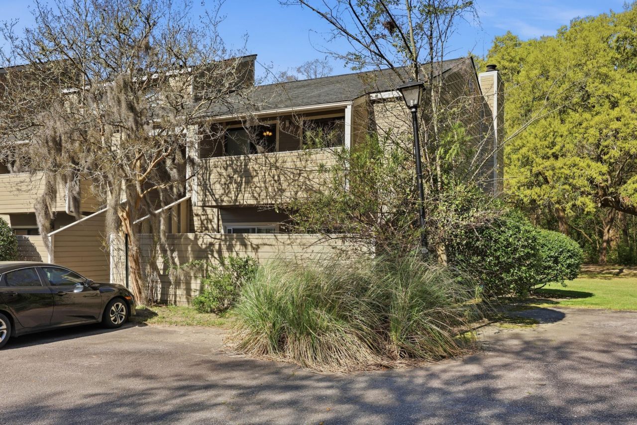 2334 Treescape Drive Photo 1