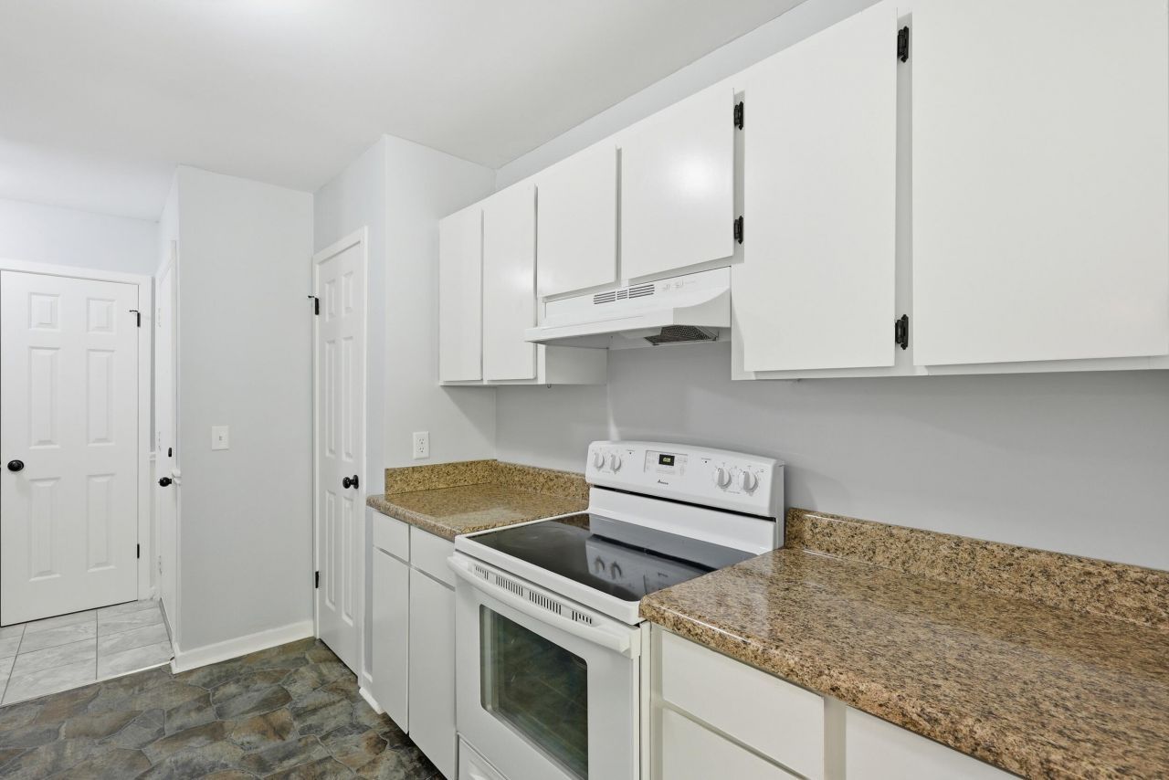 2334 Treescape Drive Photo 11