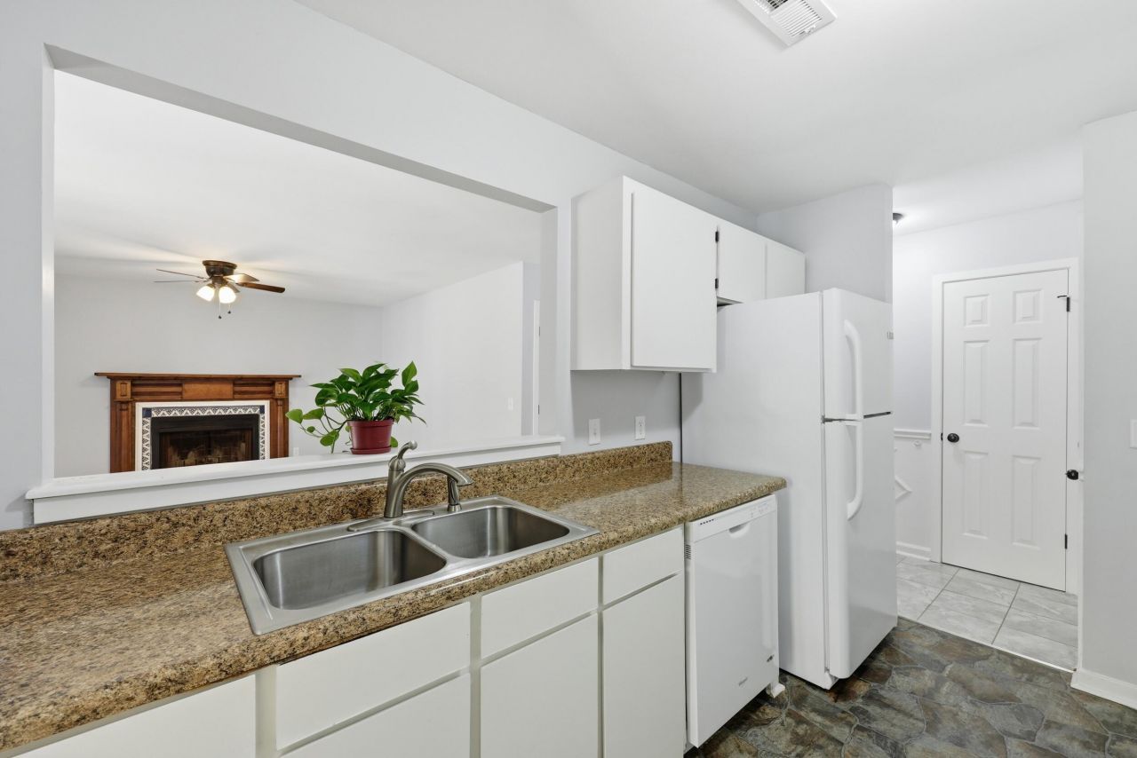 2334 Treescape Drive Photo 12