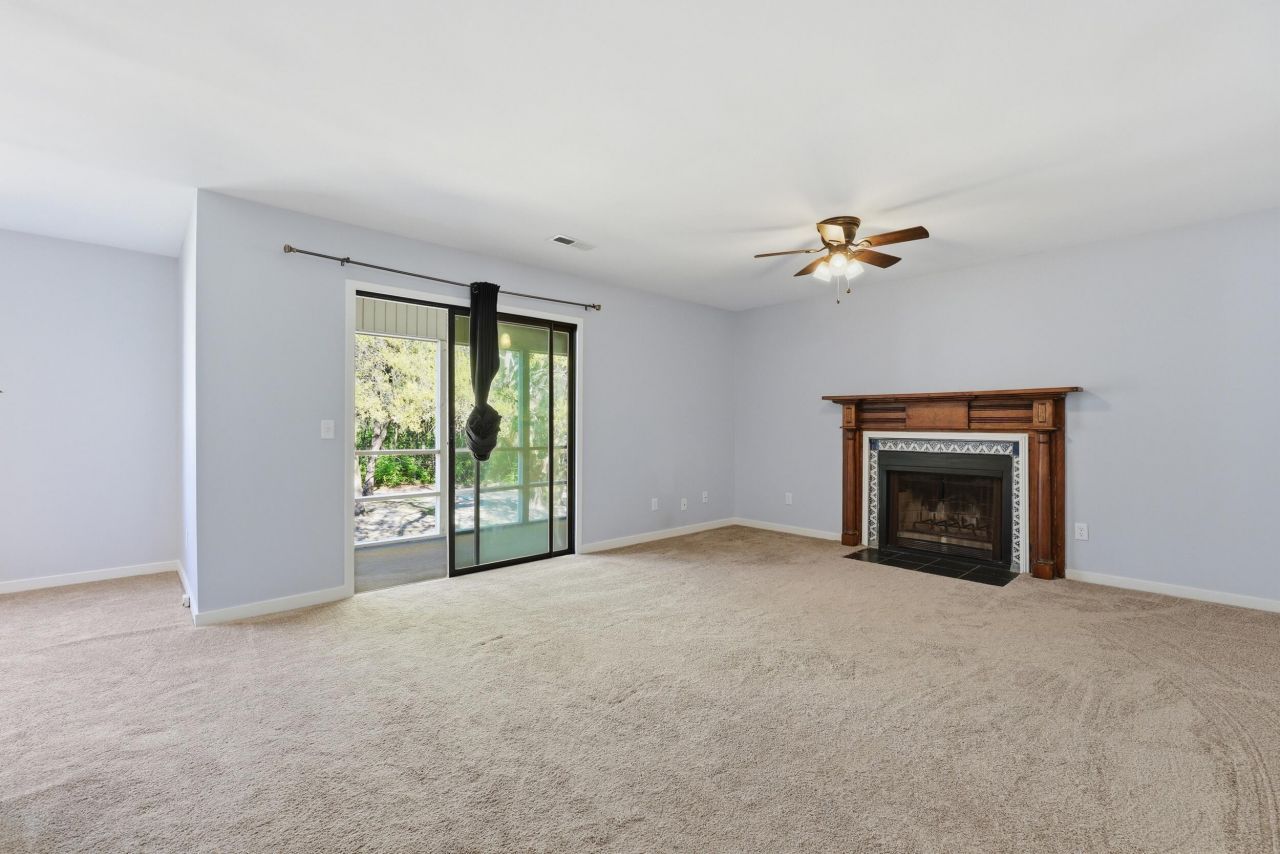 2334 Treescape Drive Photo 3